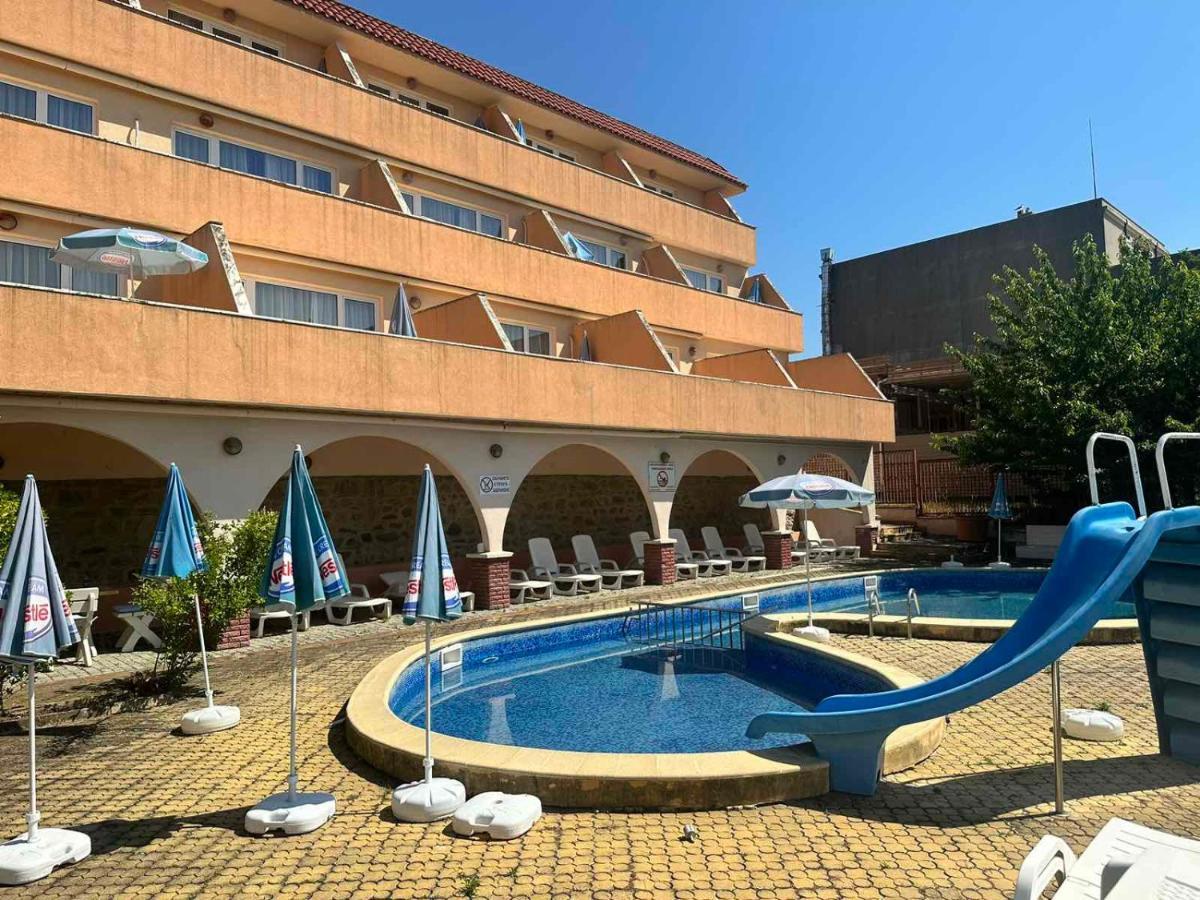 Lozenets Resort Hotel Exterior foto