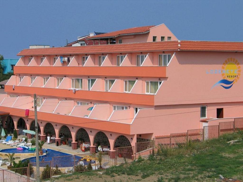 Lozenets Resort Hotel Exterior foto